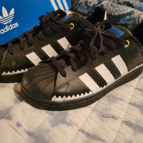Adidas superstar mens size 8.5 black and white - Picture 8 of 8